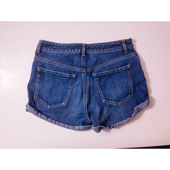 PacSun Ripped Jean Shorts - Picture 3 of 3